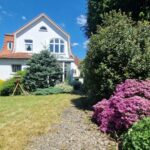 Hausansicht-Garten