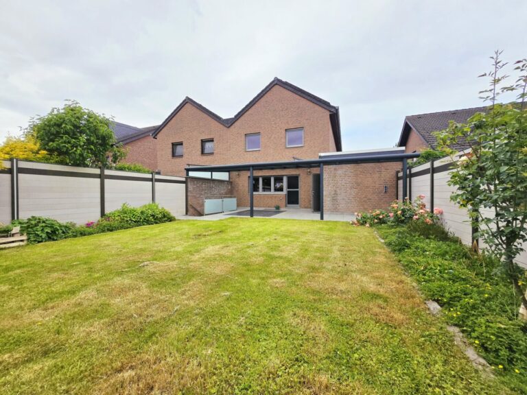 Garten inkl. Haus