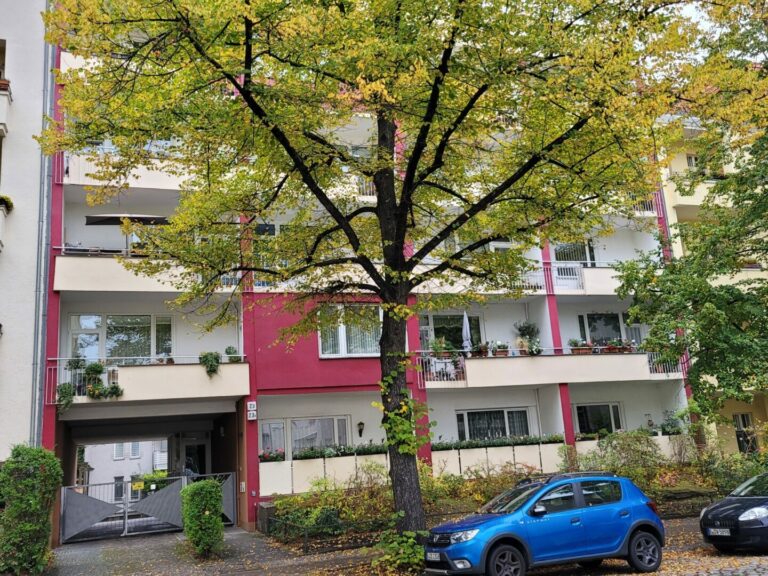 Straßenansicht