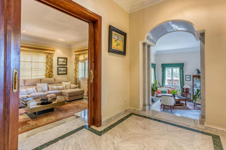 Villa-tranquilidad-casa-diferente-Bendinat-Mallorca-piscina-caracter-014