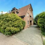 Hausansicht / Eingang Zum Haus