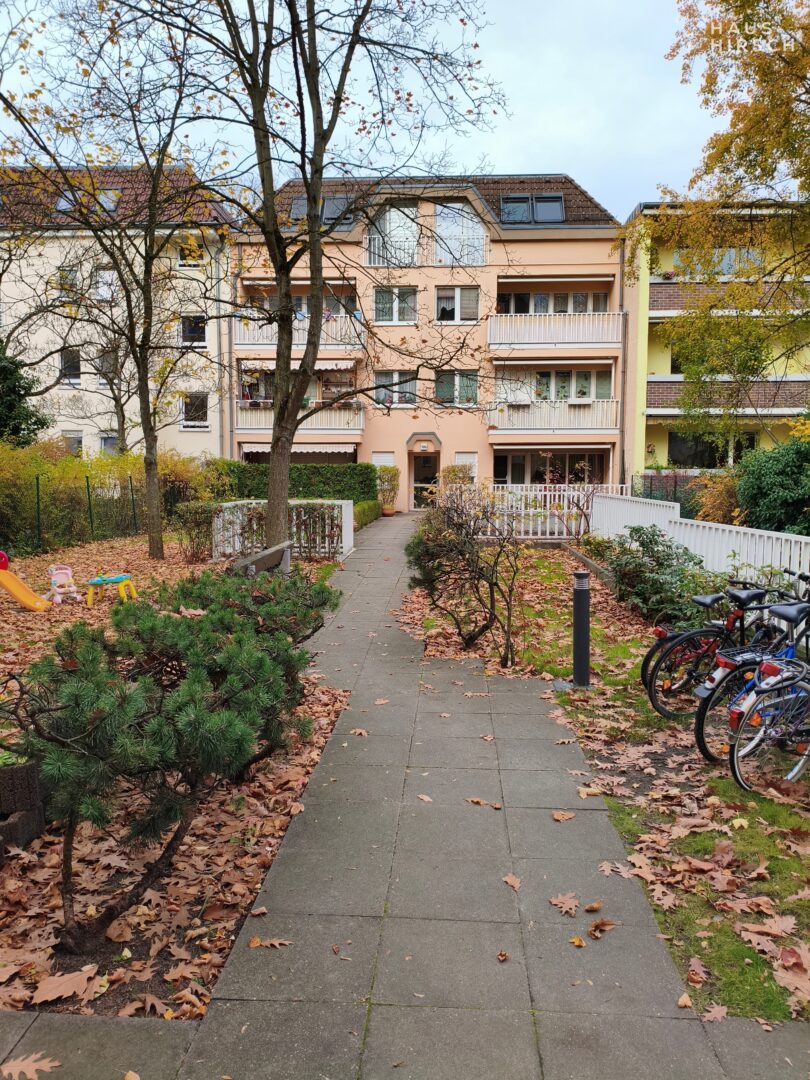 Blick auf den Hauseingang