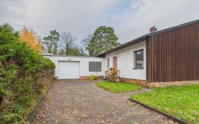 Garage Und Haueingang