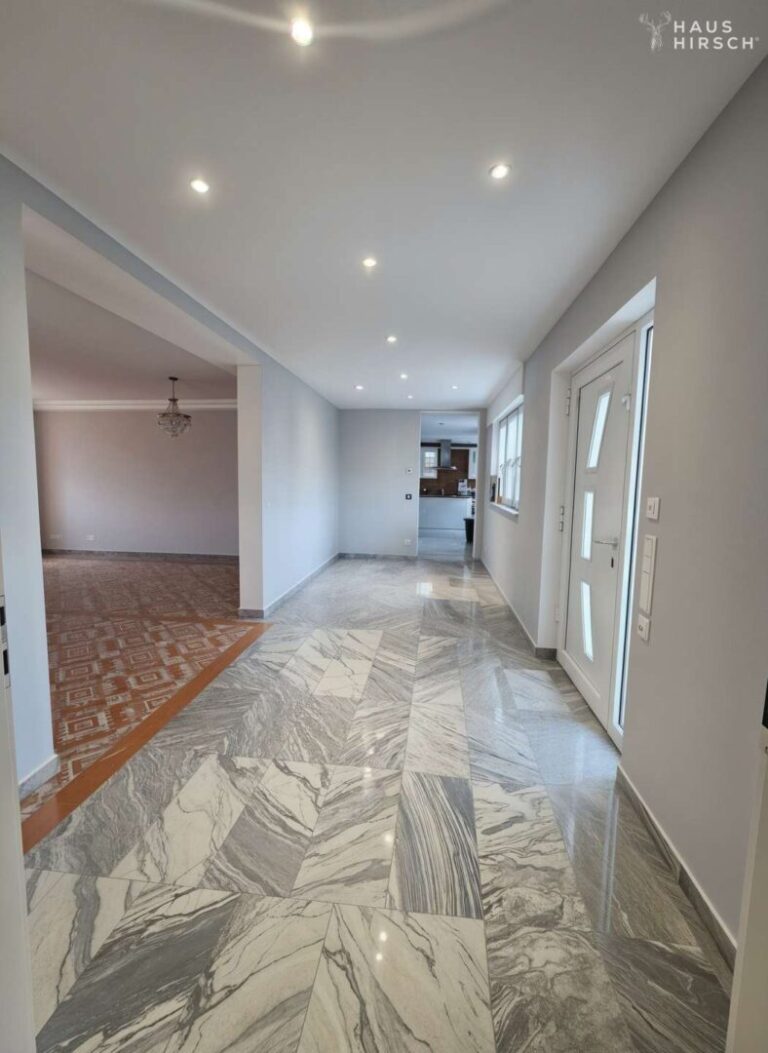 Flur [EG/Eingangsbereich]