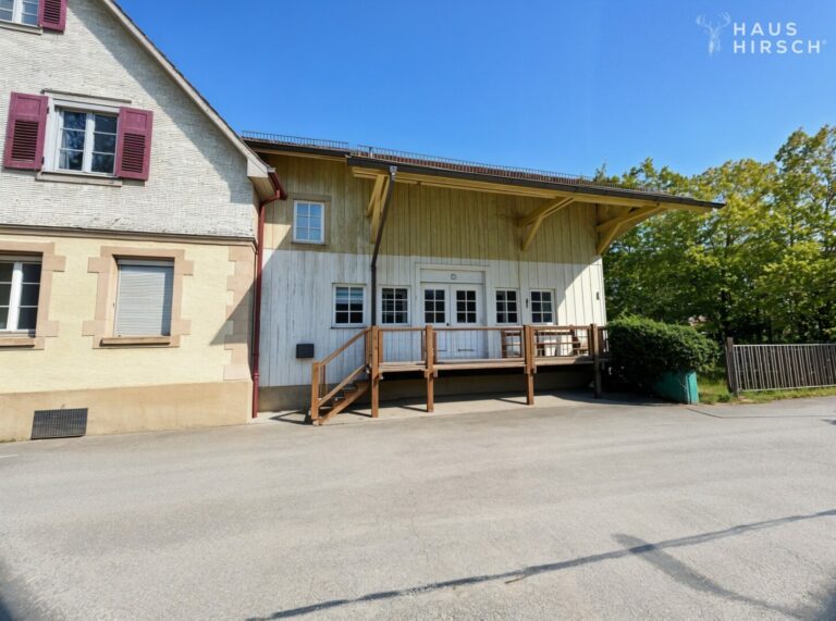 Ansicht Front zur Straße