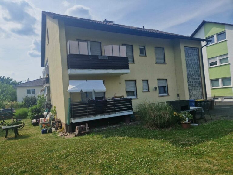 Hausansicht vom Garten