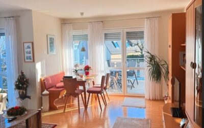 Wohn - Und Essbereich