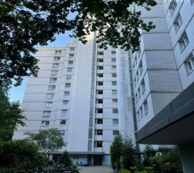 Renovierte 4-Zimmer Wohnung Mit Balkon &Amp; Durchdachte Raumaufteilung 4 Außenansicht