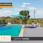 [Cover] Pool Und Sonnenterrasse/Piscina Y Solarium/Pool And Sunterrace