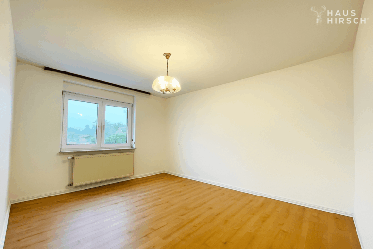 Schlafzimmer EG/im Renovierungszustand