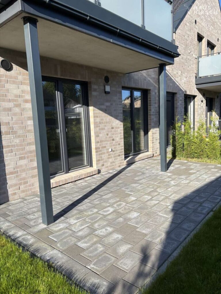 Überdachte Terrasse