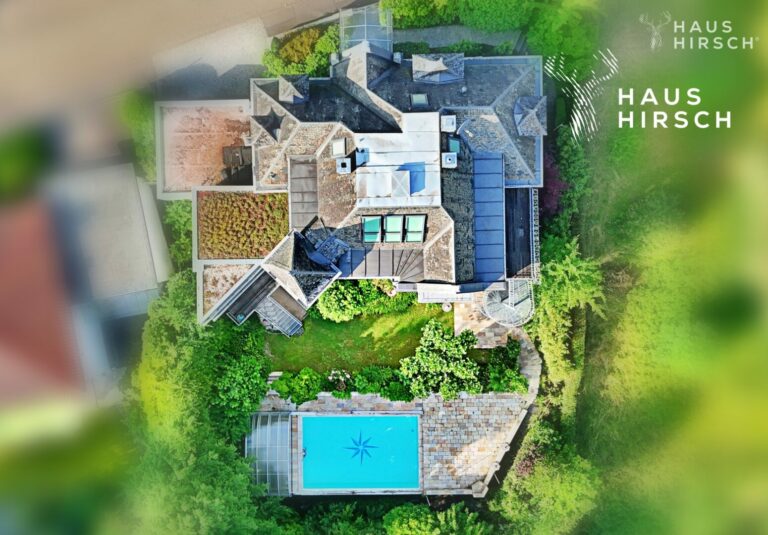 Außenansicht Villa (Sicht von oben)