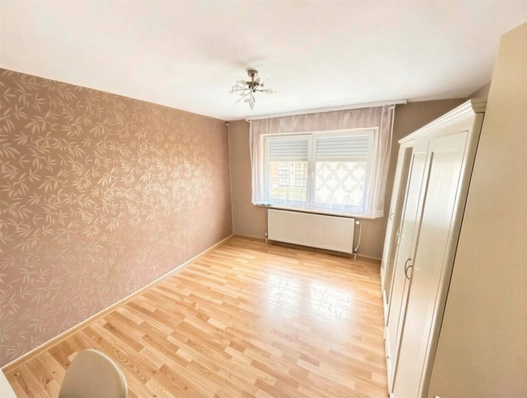 Schlafzimmer virtuell geleert