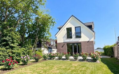 Immobilien 3 Hausansicht - Gartenbeispiel