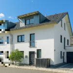 Hausansicht Mit Duplexgarage