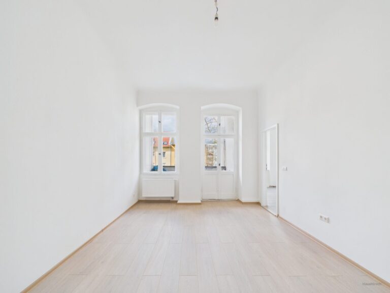 Wohn-/Schlafzimmer