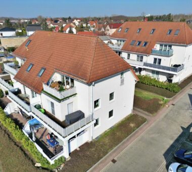 Zwei Mehrfamilienhäuser