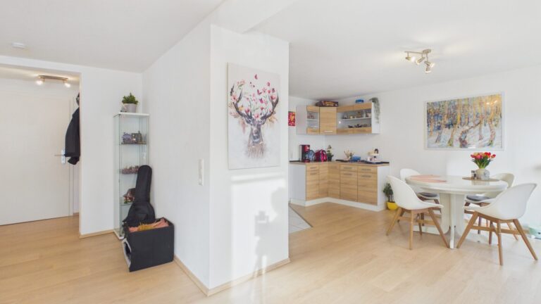 CAM04777G0 PR0047 STILL005