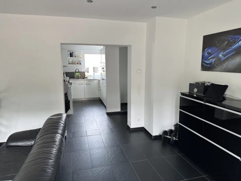 28f11e07 82a3 49b4 a12d 566d13