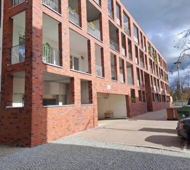 Von Außen Vorne