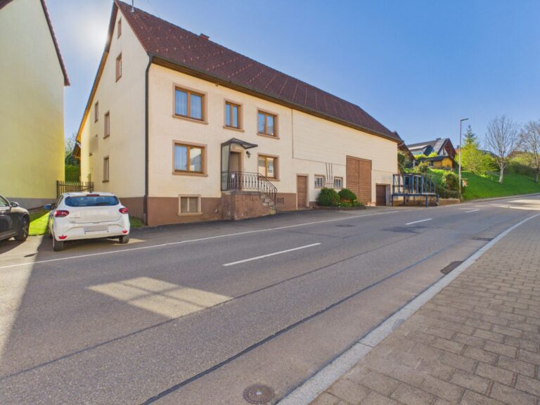 CAM04777G0 PR0050 STILL003