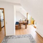 Wohn- Und Essbereich