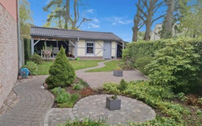 Garten Mit Gartenlandhaus