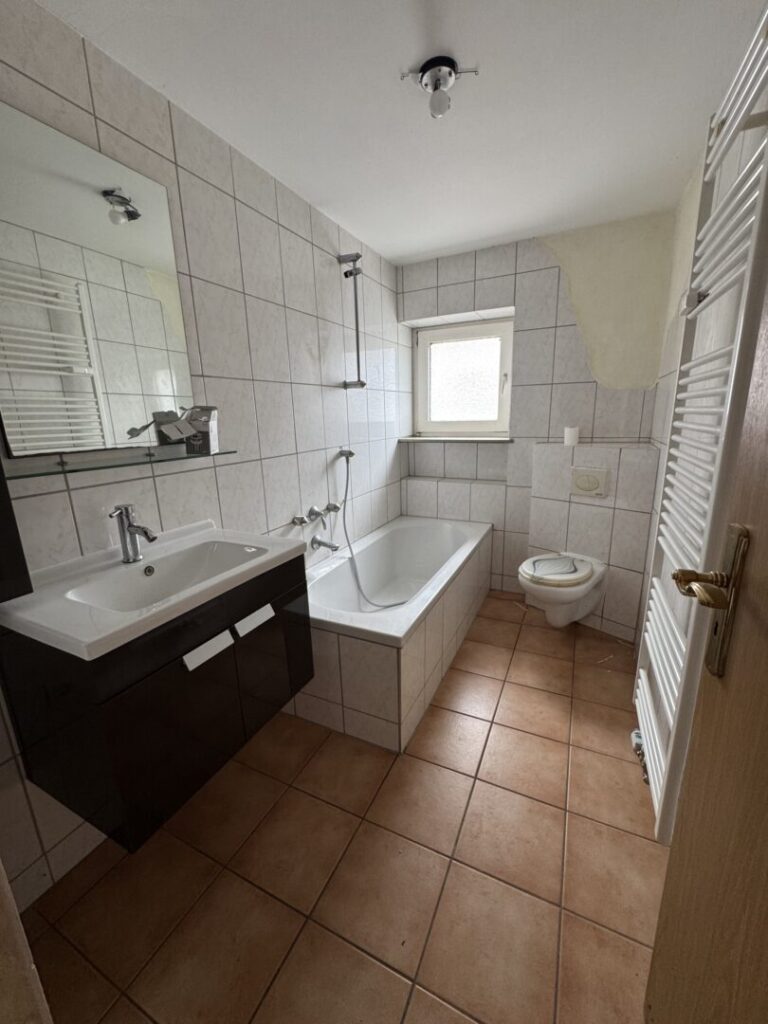 Badezimmer EG