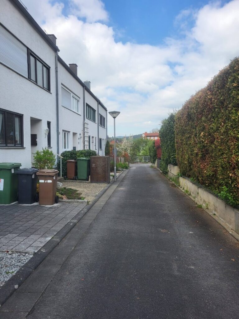 Straße Blickrichtung Norden