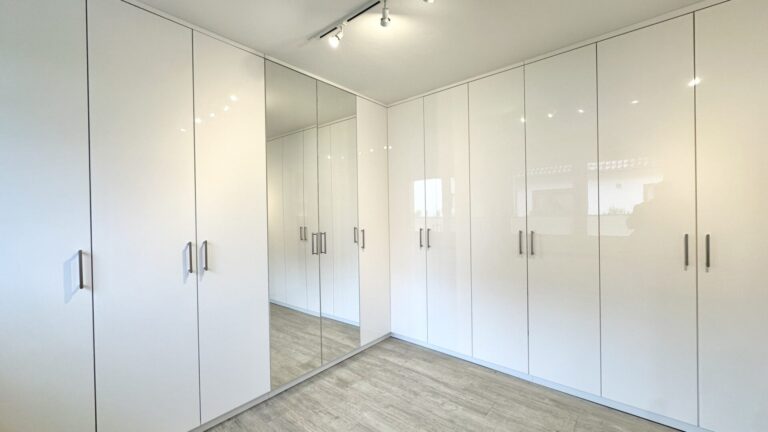 Einbauschrank