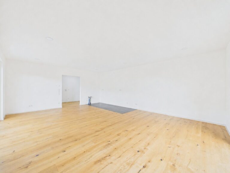 Wohnzimmer/Esszimmer