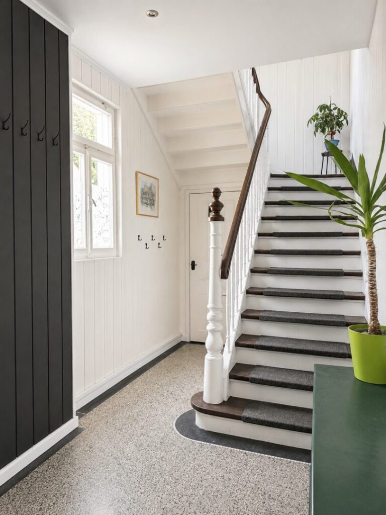 Treppenhaus EG