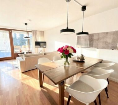 Schönes Esszimmer