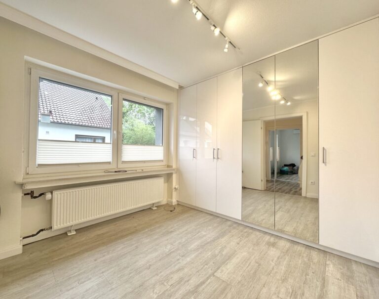 Ankleidezimmer/Zimmer