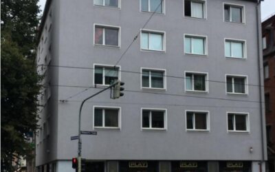 Immobilien 1 Haus Vorderseite