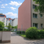 Einfahrt Zu Den Pkw Stellplätz