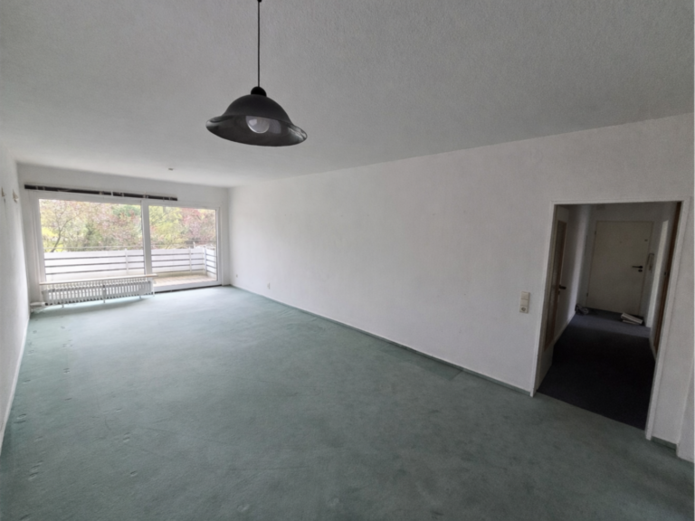 Helles, großzügiges Wohnzimmer