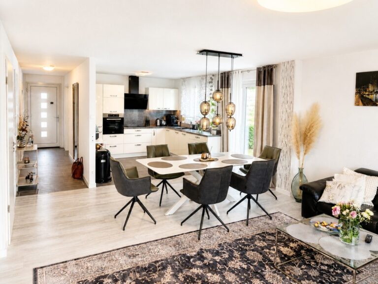 Großer Wohn- Essbereich 44 m²