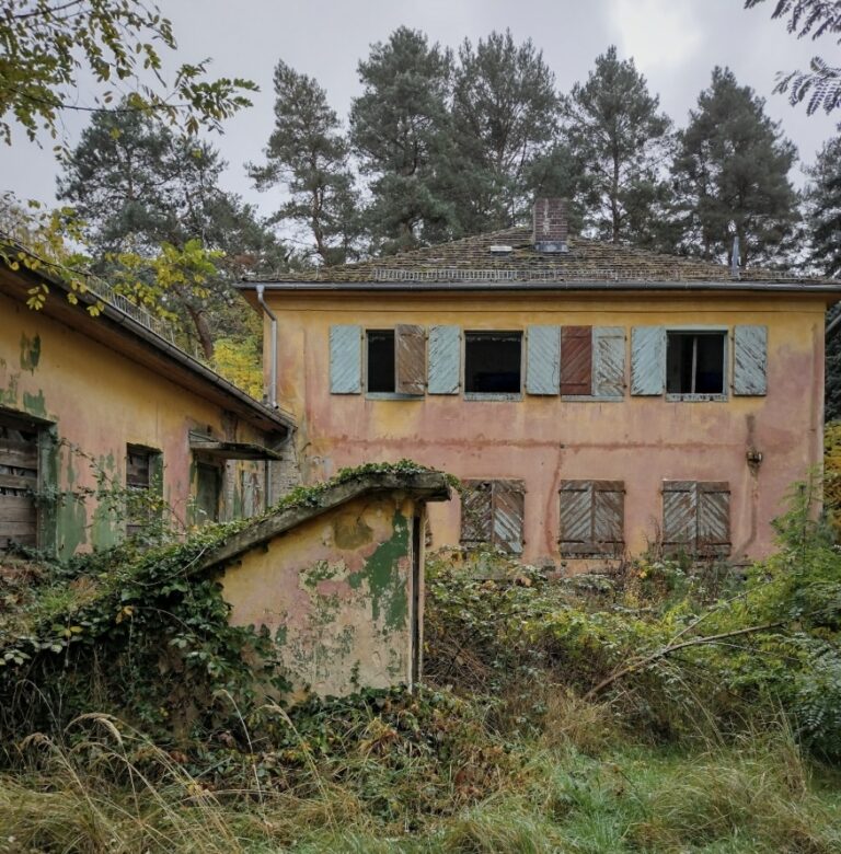 Hauptgebäude