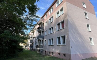 Immobilien 4 Objekt Weißandt Gölzau Rückseite; Straße Der Chemiearbeiter 7-9