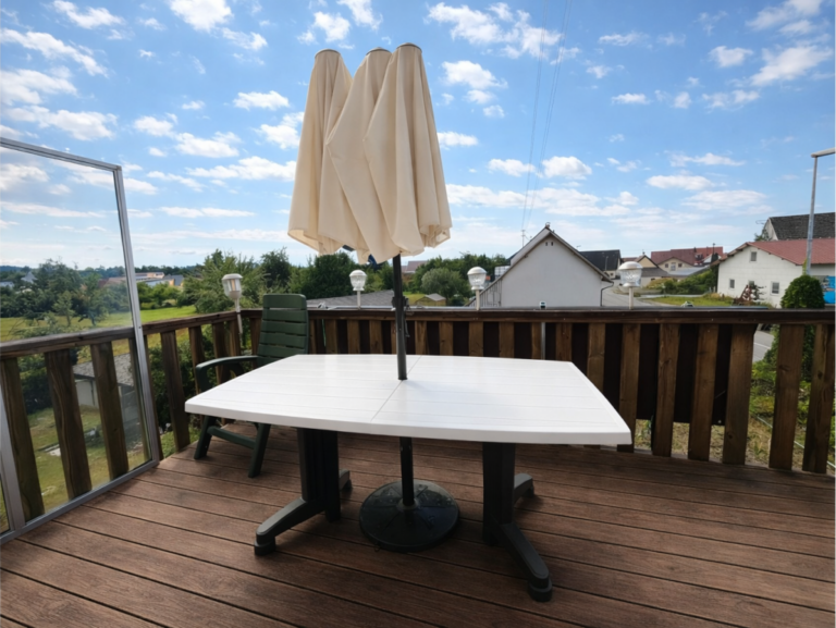 Balkon 1. OG (KI Staging)