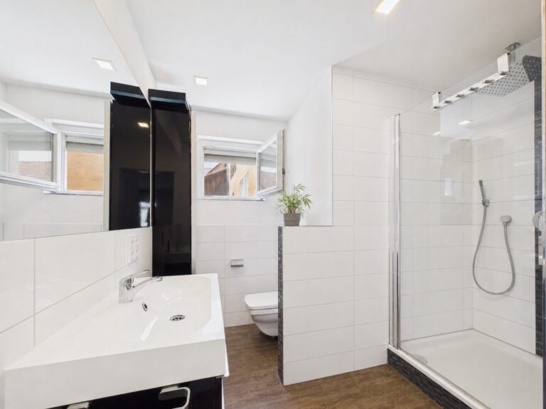 Badezimmer EG