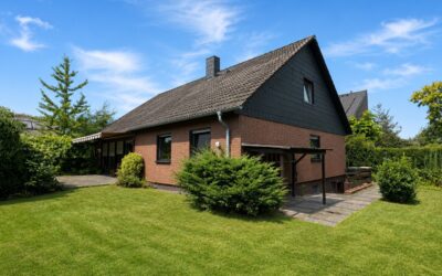 Ansicht Hinten Mit Terrasse