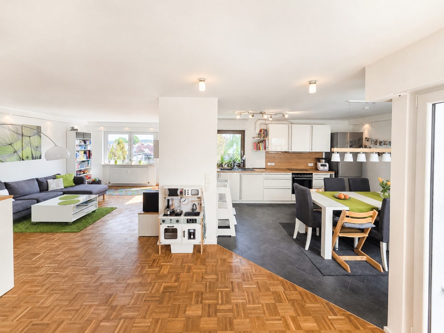 Wohnzimmer/ Küche