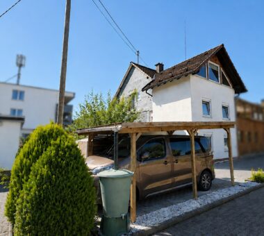 Haupteingang &Amp;Amp; Carport