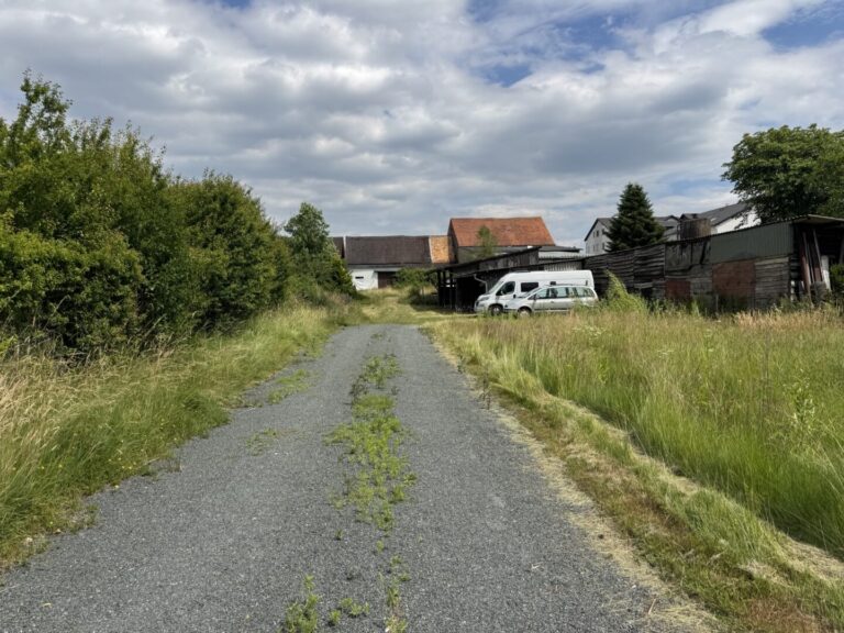Grundstück hintere Ansicht