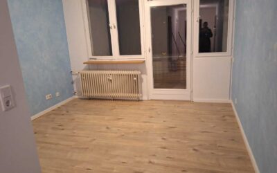 Immobilien 10 Ffm, Nied, Wohnraum, Leer