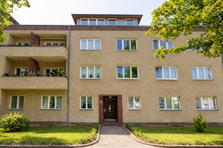 Außenansicht – gepflegtes Wohnhaus in ruhiger Lage