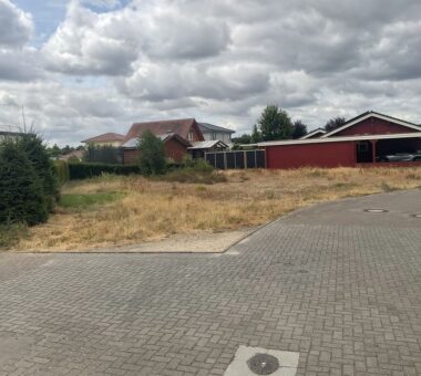 Straßenansicht (2)