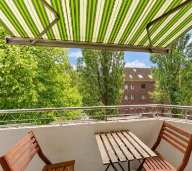Balkon Mit Markise